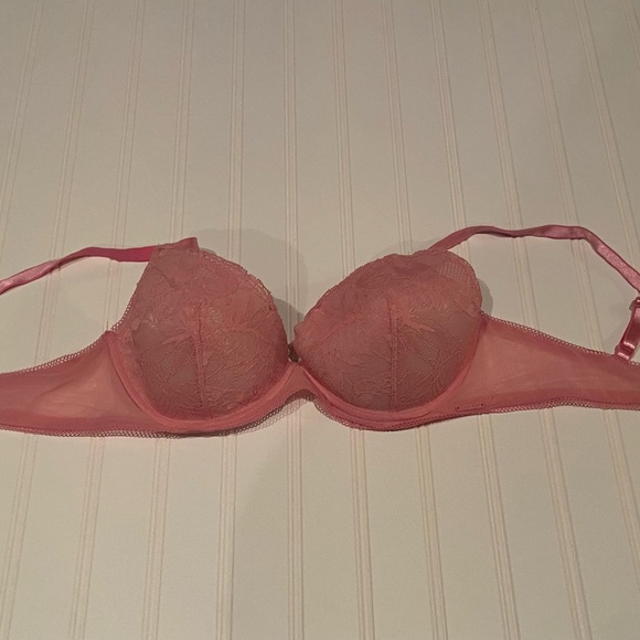 Calvin Klein Other - Calvin Klein Pink Lace Bra